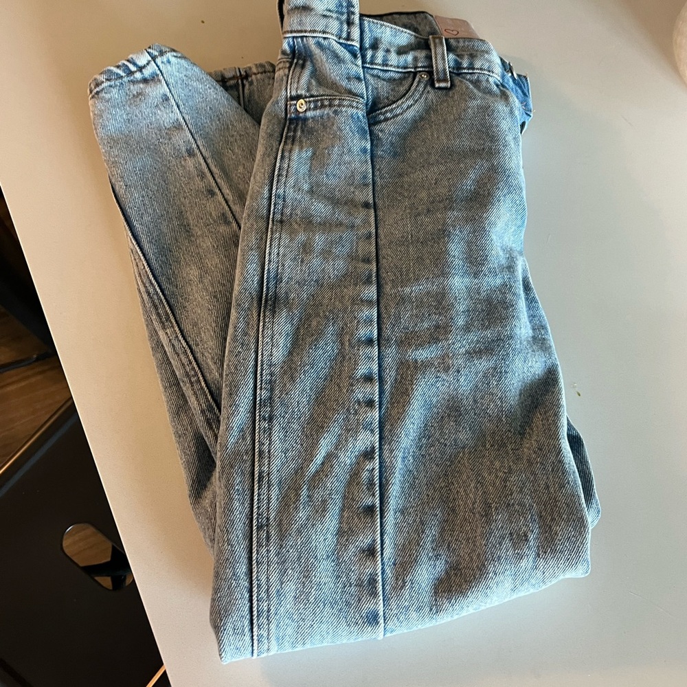 Revice women jeans size 28!